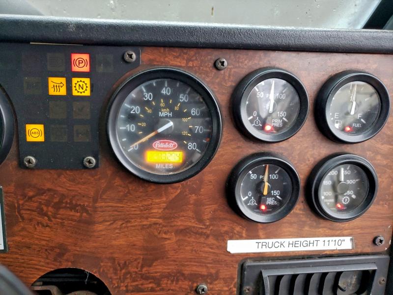 2006 Peterbilt All models VIN 1NPZLD9X46D716710 COPART salvage auction — MINOR DENT/SCRATCHES, FL - CERTIFICATE OF DESTRUCTION, sold $1,400 on 2026-07-31 (photo 8)