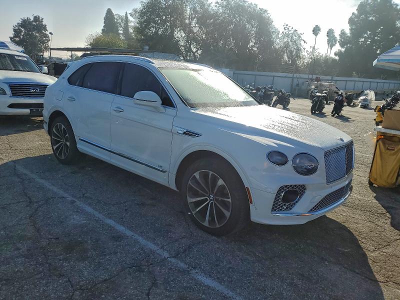 2022 Bently All other VIN SJAAM2ZV5NC039838 COPART salvage auction — WATER/FLOOD, CA - SALVAGE CERTIFICATE, sold $101,000 on 2026-07-28 (photo 4)