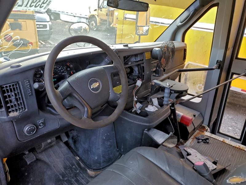 2011 Chev Express VIN 1GB3G3BG2B1174464 COPART salvage auction — MINOR DENT/SCRATCHES, CT - CERTIFICATE OF TITLE, sold $3,000 on 2026-07-28 (photo 8)