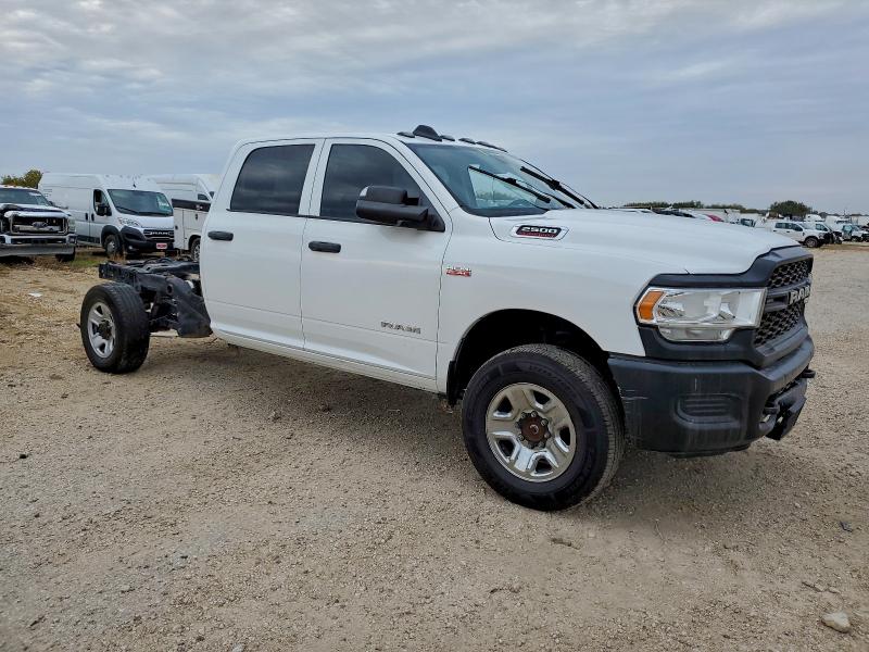 2020 Ram 2500 VIN 3C6UR5HJ0LG111432 COPART salvage auction — UNDERCARRIAGE, Tx - Certificate Of Title, sold $9,500 on 2026-07-30 (photo 4)