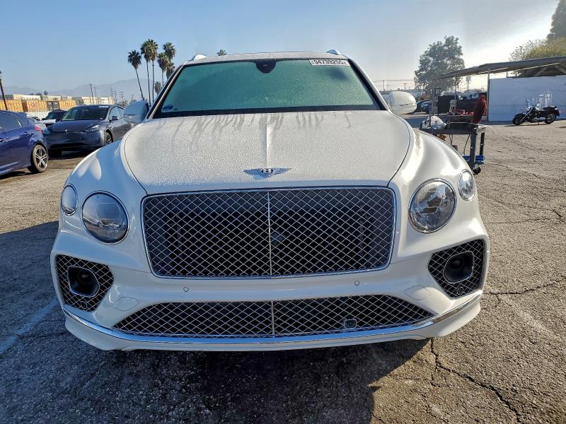 2022 Bently All other VIN SJAAM2ZV5NC039838 COPART salvage auction — WATER/FLOOD, CA - SALVAGE CERTIFICATE, sold $101,000 on 2026-07-28 (photo 5)