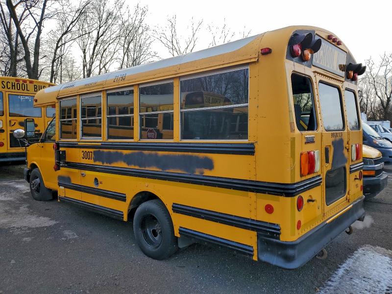 2011 Chev Express VIN 1GB3G3BG2B1174464 COPART salvage auction — MINOR DENT/SCRATCHES, CT - CERTIFICATE OF TITLE, sold $3,000 on 2026-07-28 (photo 2)