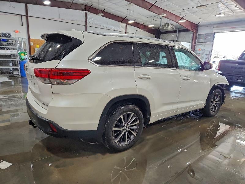 2018 Toyota Highlander VIN 5TDJZRFH6JS880566 COPART salvage auction — FRONT END, Ne - Cert Of Title-Salvage, sold $8,400 on 2026-07-08 (photo 3)