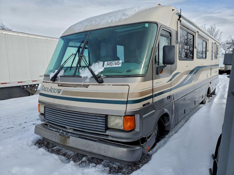 2000 Other Fleetwood VIN 1GBKP37N7R3307463 COPART salvage auction — FRONT END, WI - JUNKED VEHICLE BILL OF SALE, sold $650 on 2026-07-28 (photo 2)
